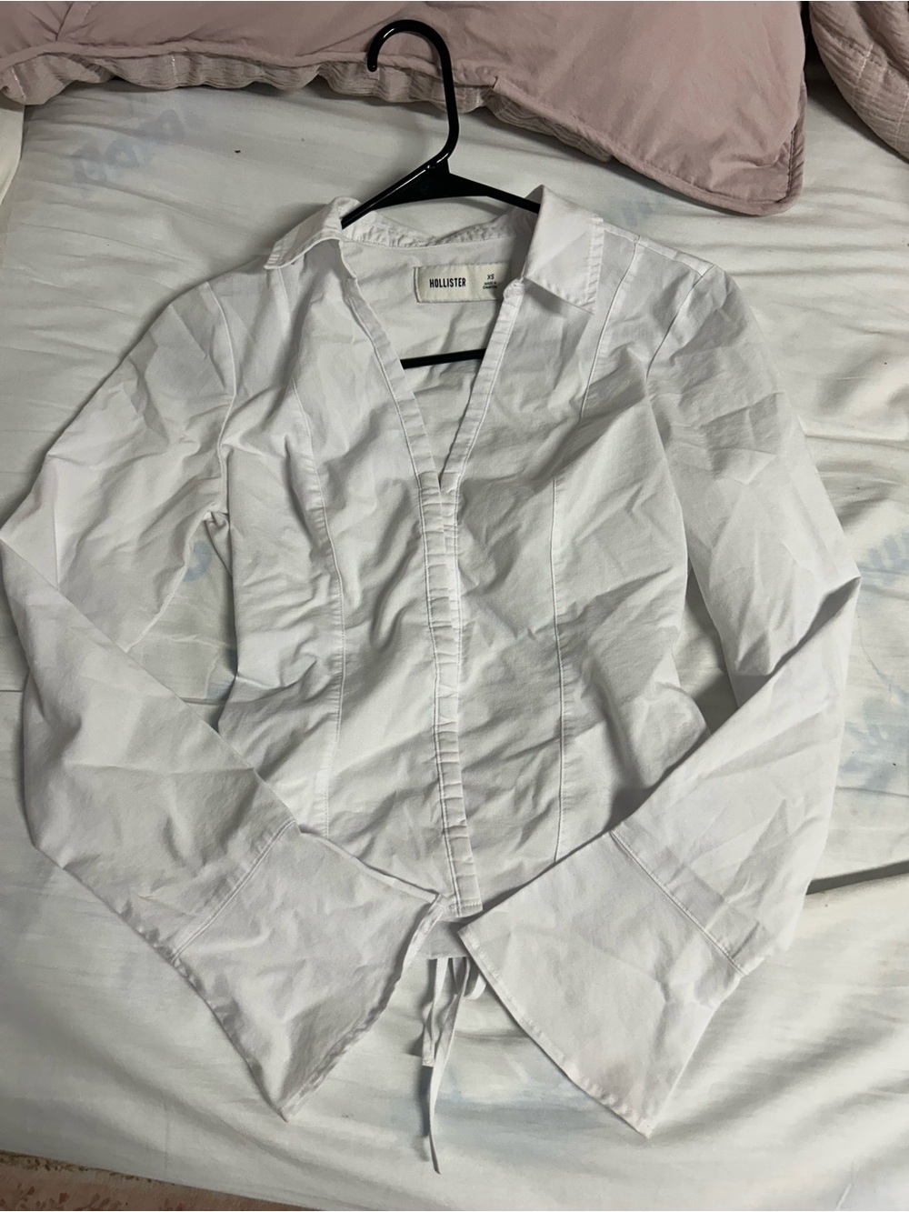 Hollister White Lightweight Button-Front Shirt Jacket with Drawstring Hem